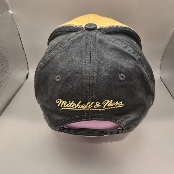 Chicago Bulls Adjustable Snapback Hat Mitchell & Ness Customized w/ Zipper Front - Picture 3 of 10